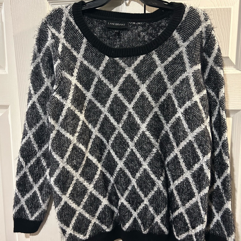 Lane Bryant Black Diamond Pattern Crew Neck Sweater
